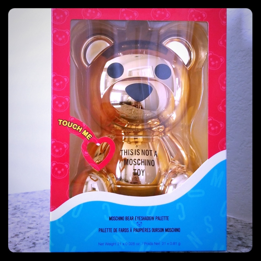 Moschino Limited Edition Bear Eyeshadow Palette